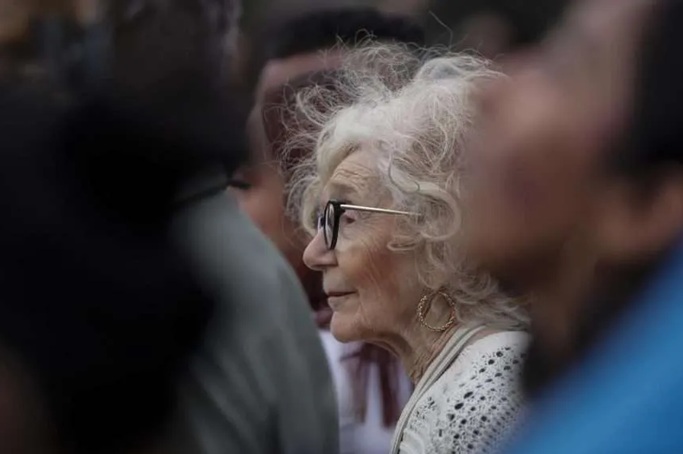 les-personnes-agees-de-long-island-sont-confrontees-a-une