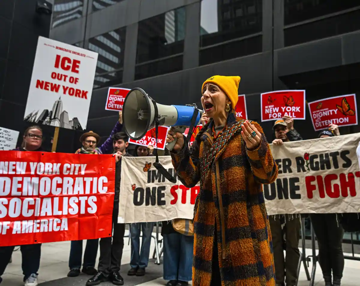 des-politiciens-et-des-militants-denoncent-le-deploiement-dice-dans