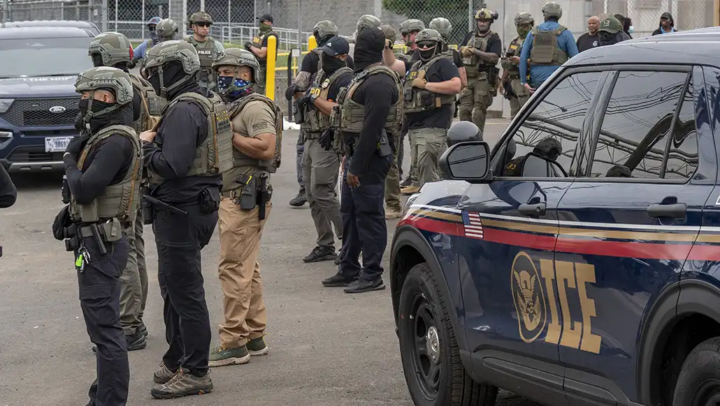 letat-de-new-york-interdit-a-lice-dagir-dans-les