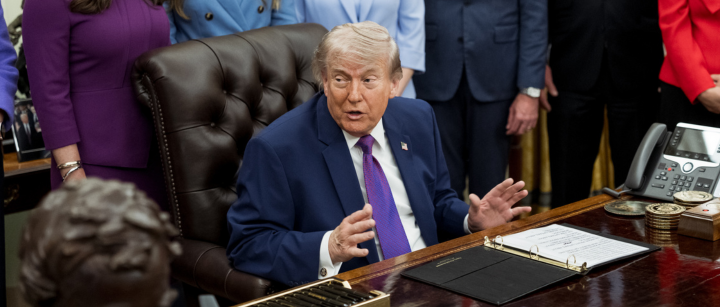 Aucune preuve du droit de Trump de juger
