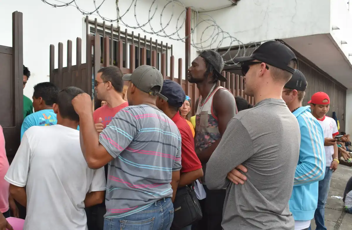 ladministration-trump-a-expulse-4-353-cubains-vers-le-mexique-ou