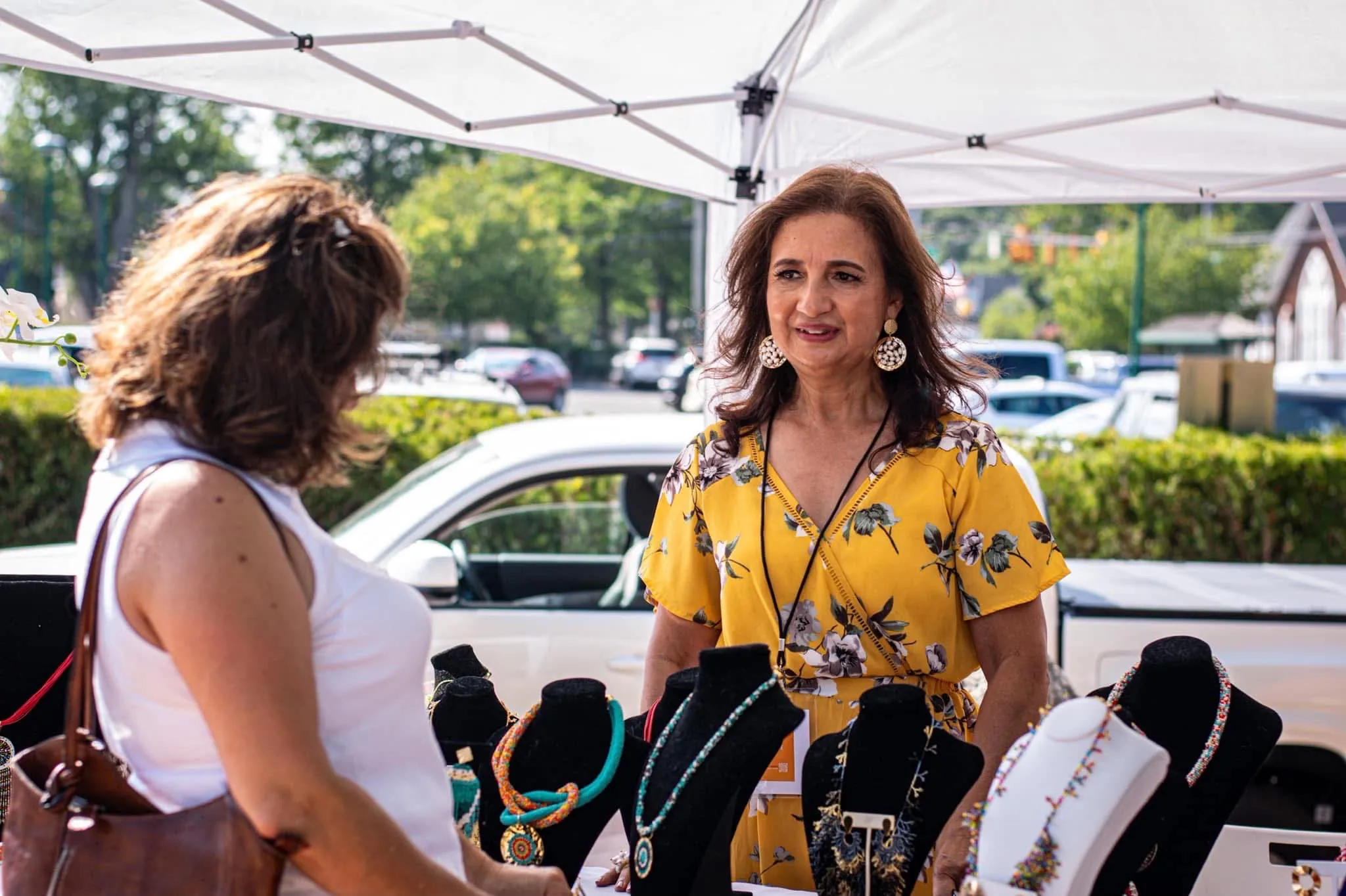 Des Latinas qui inspirent : 8 ans pour construire la plus importante exposition latine des Hamptons