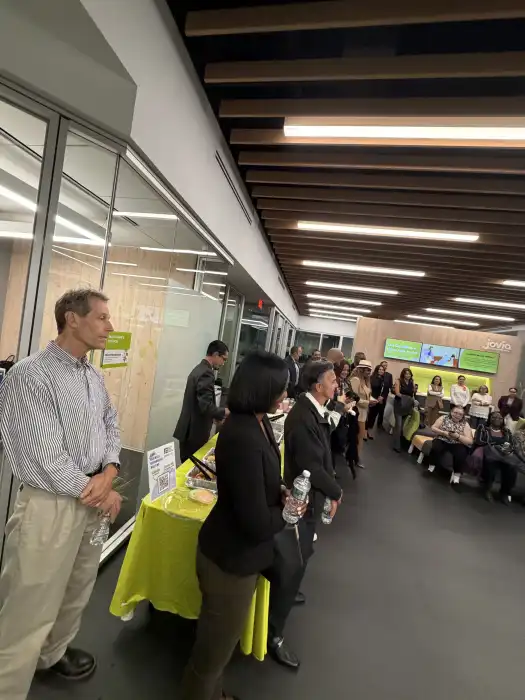 La Chambre de commerce hispanique de Long Island et la Jovia Financial Credit Union organisent un événement de réseautage pour le « Mois du patrimoine hispanique »