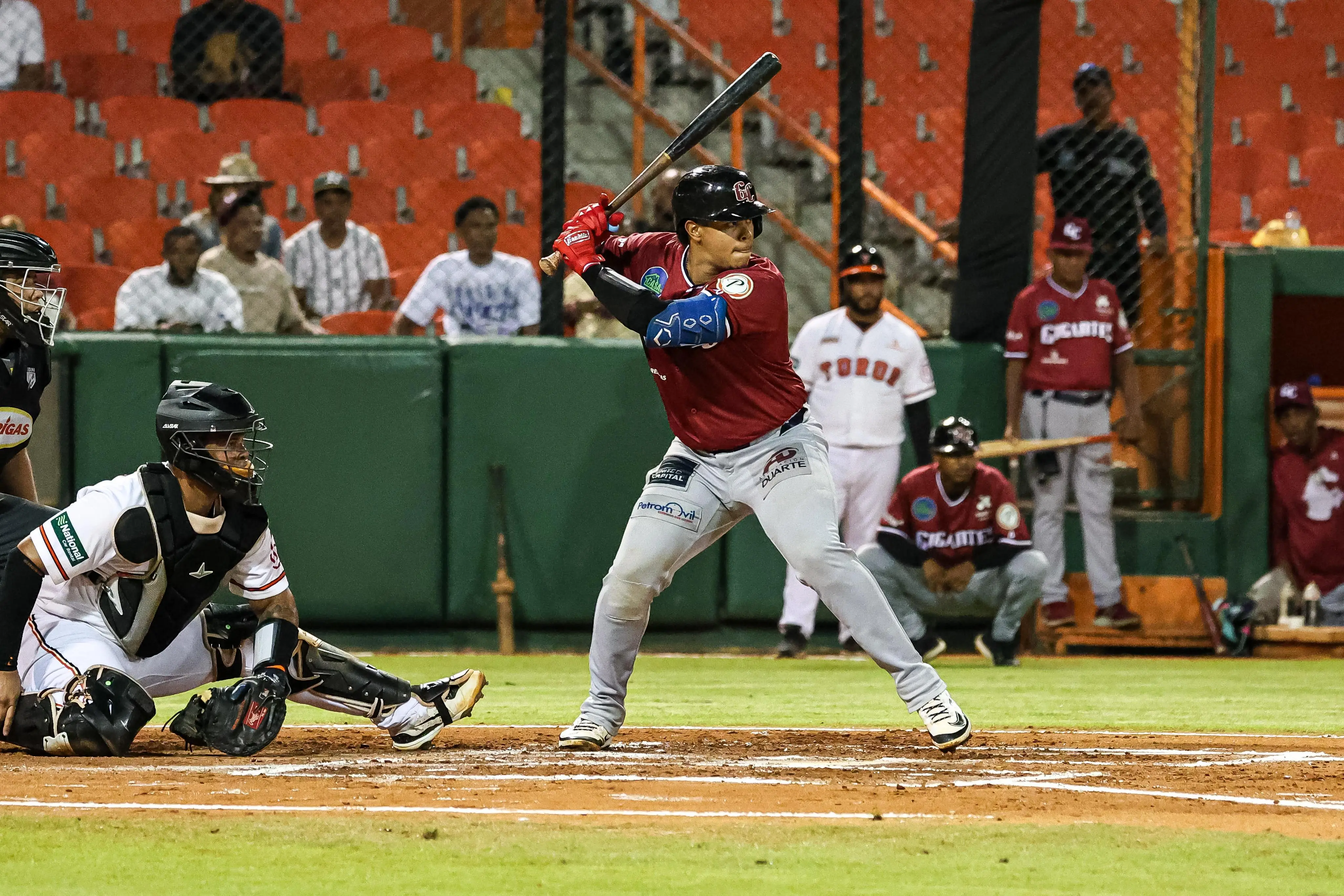 La ligue dominicaine de baseball LIDOM déclenche la bataille pour la couronne