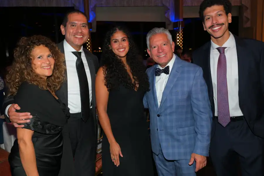 les latinos