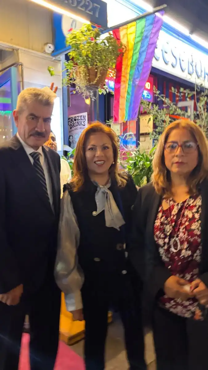 Le ministre des Affaires étrangères Carlos Espá a rencontré la presse péruvienne de New York et du Pérou